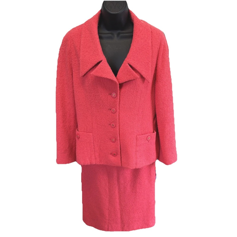 Chanel Skirt Suit Womens 38‎ FR Coral Boucle Tweed Vintage CC Logo Button France